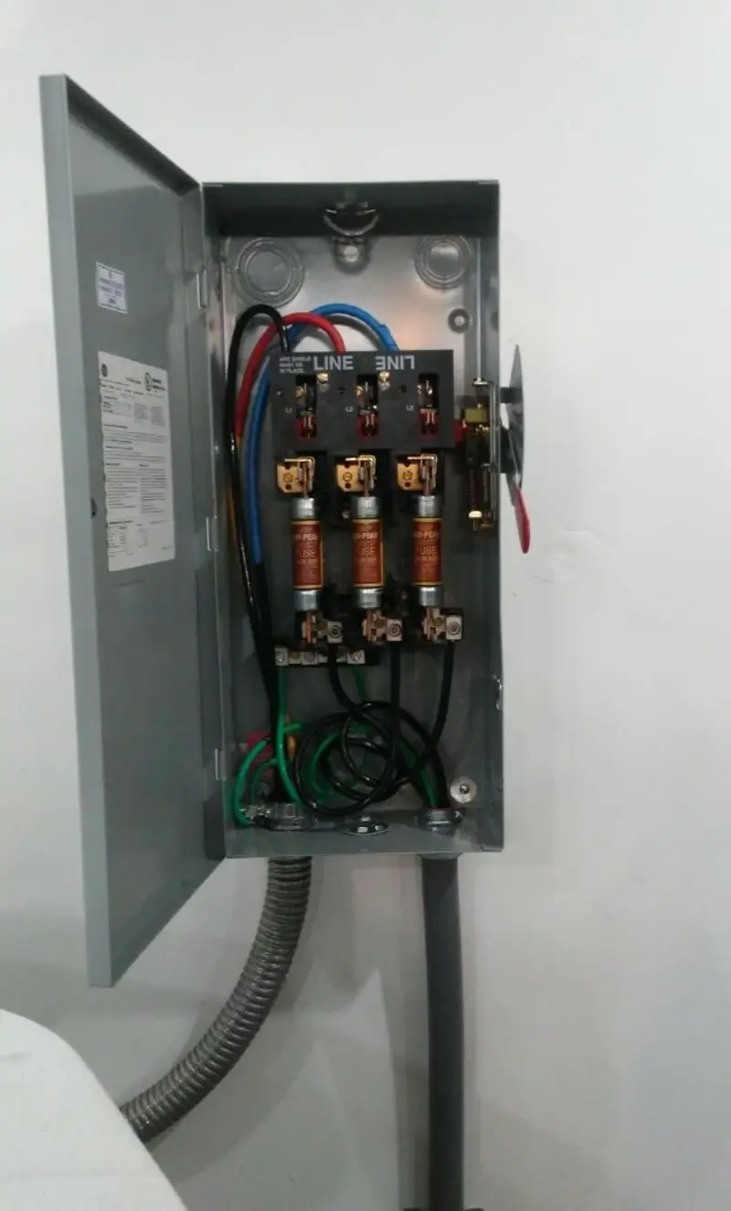 Three-phase disconnect switch installed for Electrical Wiring & Rewiring in El Campo